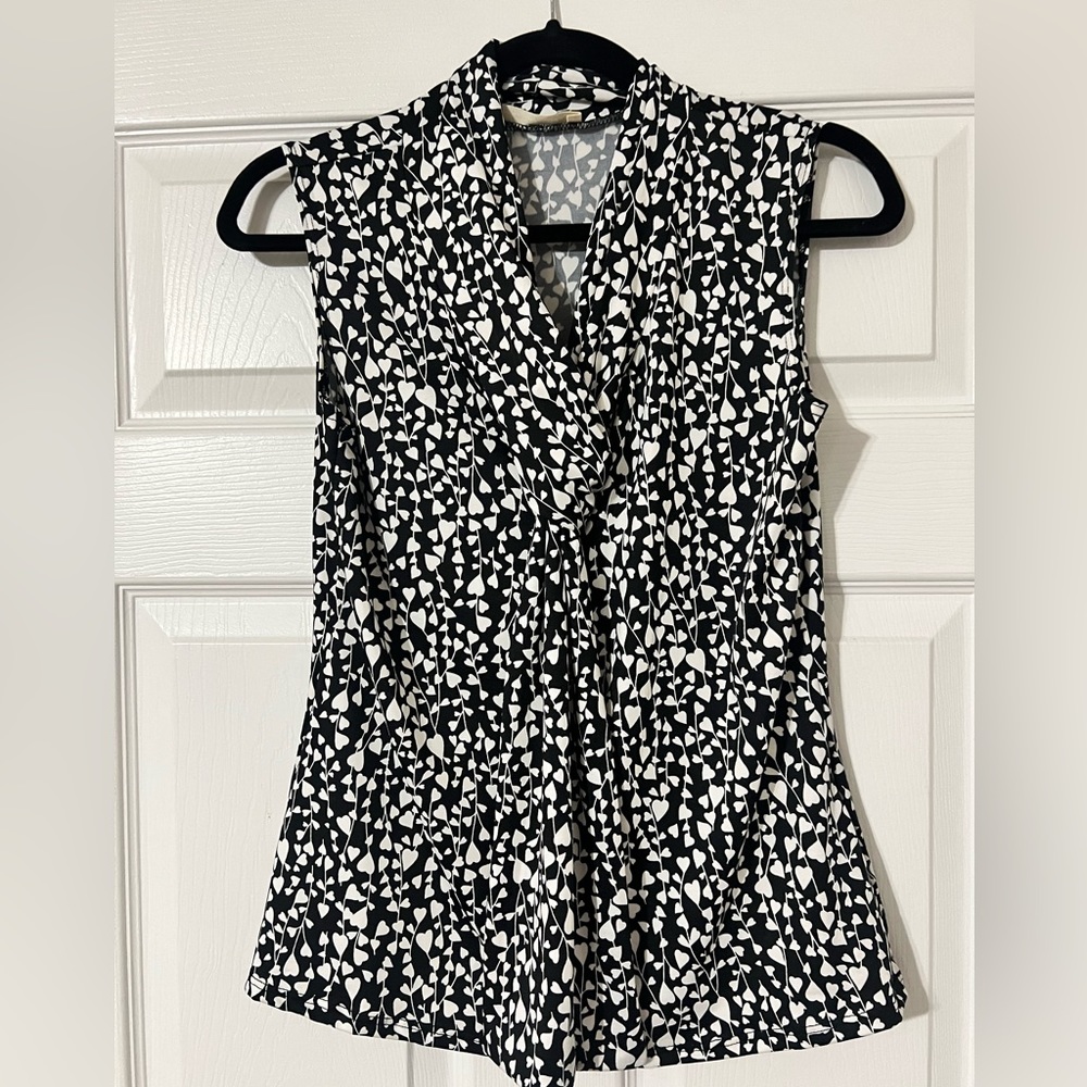 Black and White Sleeveless Top